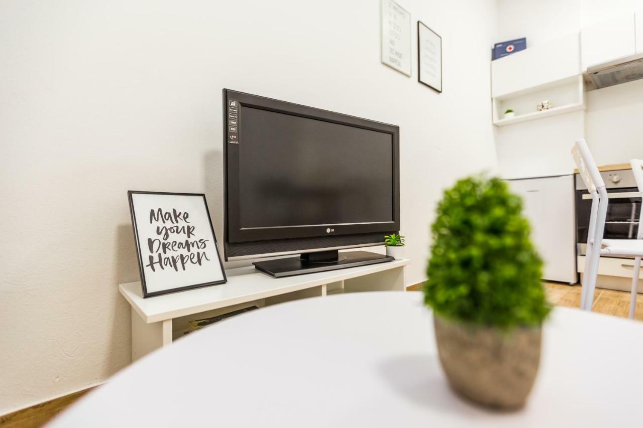 Kristijan Apartment *